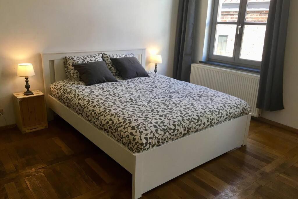En Plein Coeur De Bruxelles. Superbe Duplex.a Voir! Appartamento